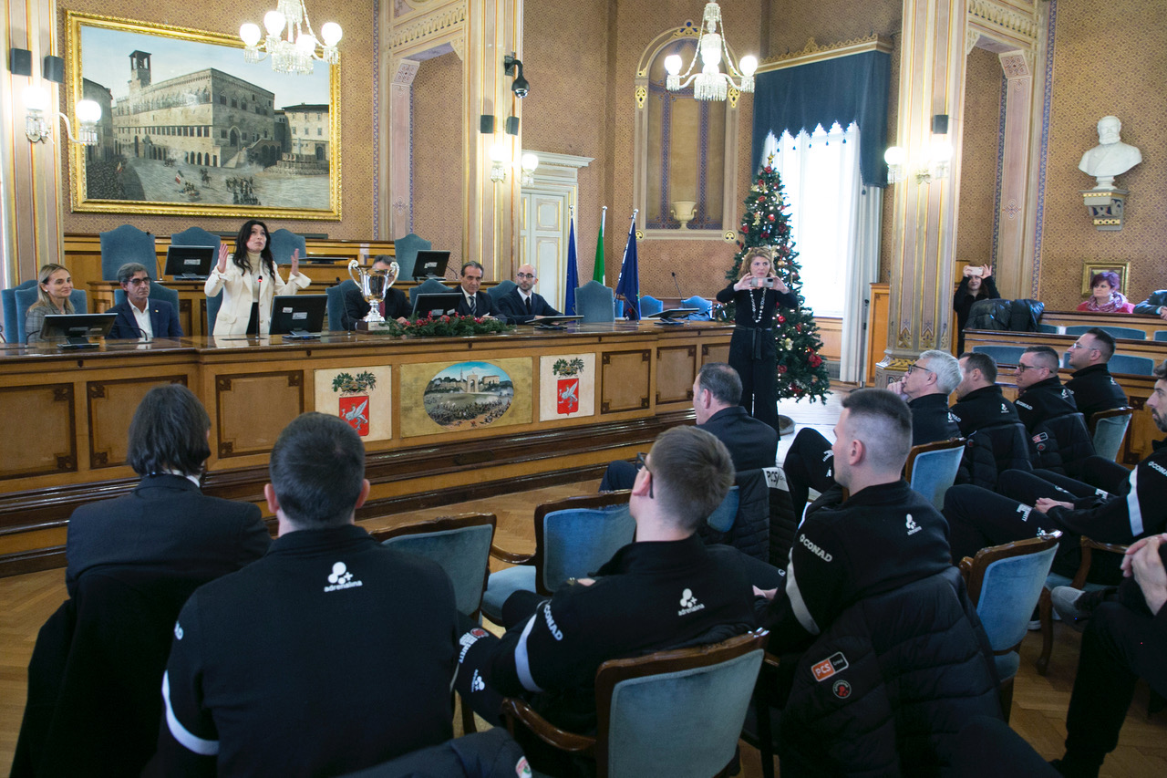 2F4F5C49-8890-40A5-A609-86684E4C6E38