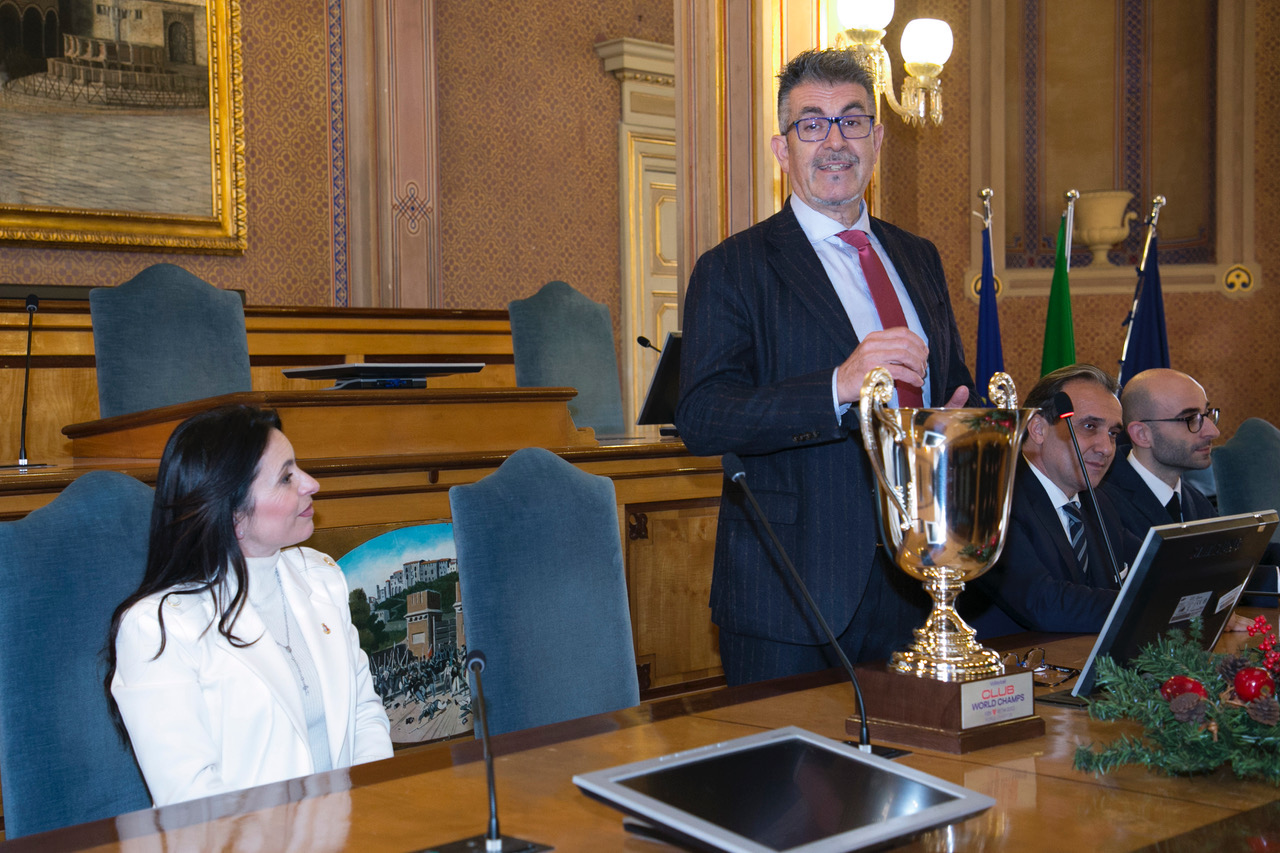 31A3BECD-4D87-4BFB-B130-BB94AE9CD3C2