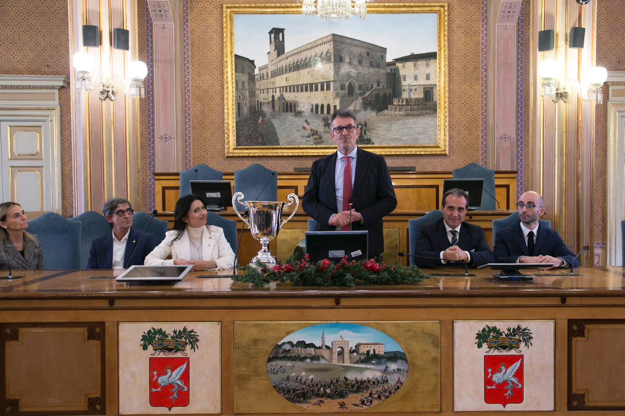 4EF19D7B-64B5-4557-94AD-9288DFCAEAFF