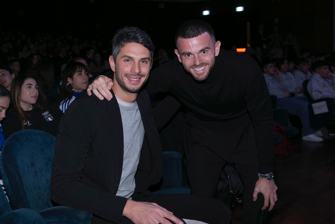 598ADCED-90A2-4A9D-B6EC-4FD36C4021F2