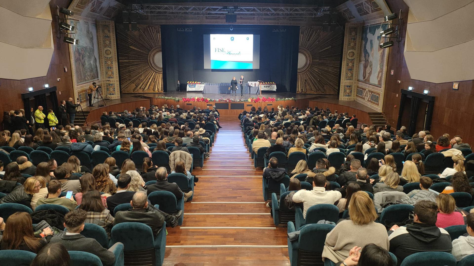 5CDFE64F-53EB-4968-8E79-9035E7FA7D1C