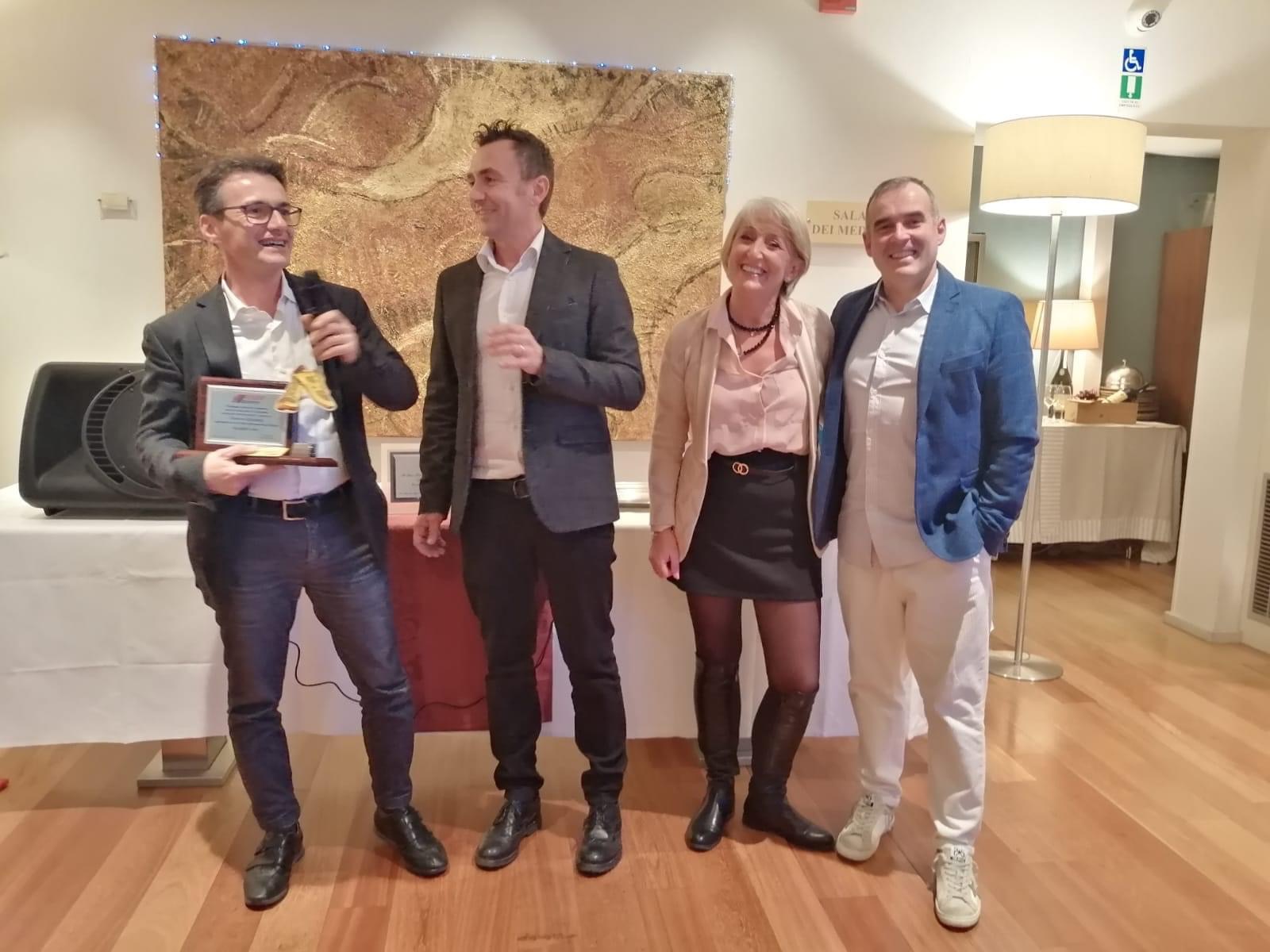 5E1B7A89-1CE0-4F46-8FB4-603FF3C049D9