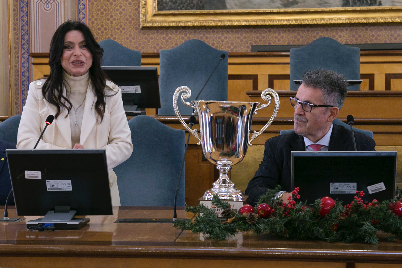 6D1B8CCC-0152-4608-ACE5-F9B8C18ECFC7