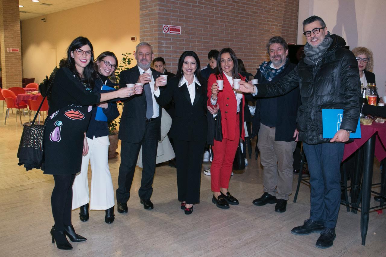 8B92E84D-096E-4189-BB7A-E5D99FD3114C