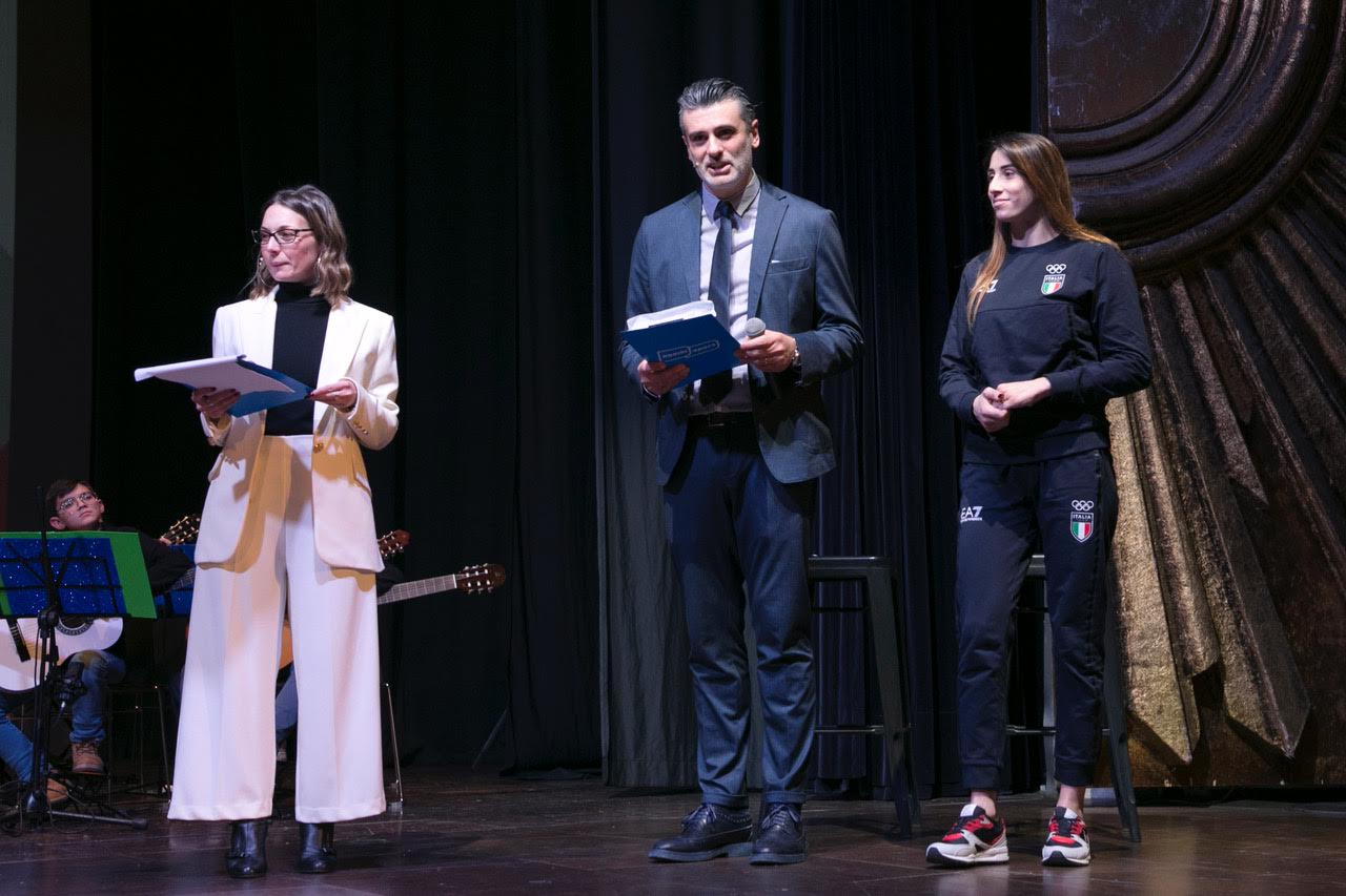 905FC80B-E324-4C10-9247-41474D6A0A2C