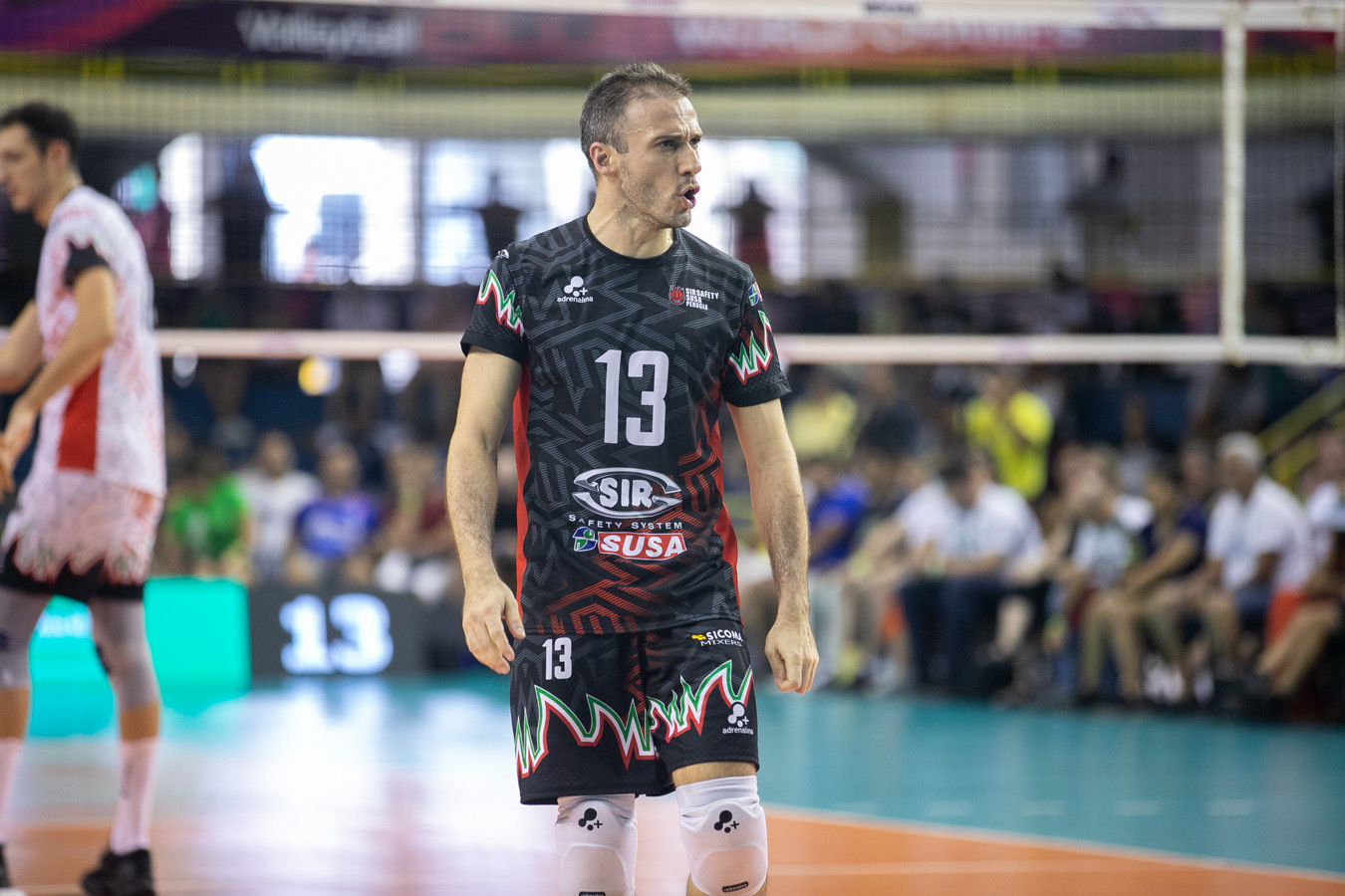 A4DC742E-123C-4AED-96A4-425FC6016063