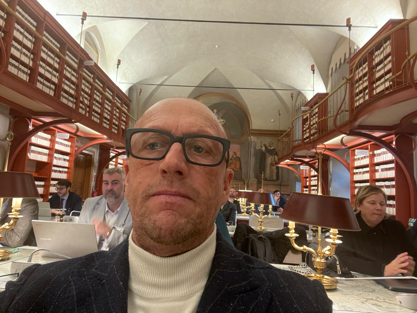 C422D945-64D2-455D-A0CE-51CC78C811C9