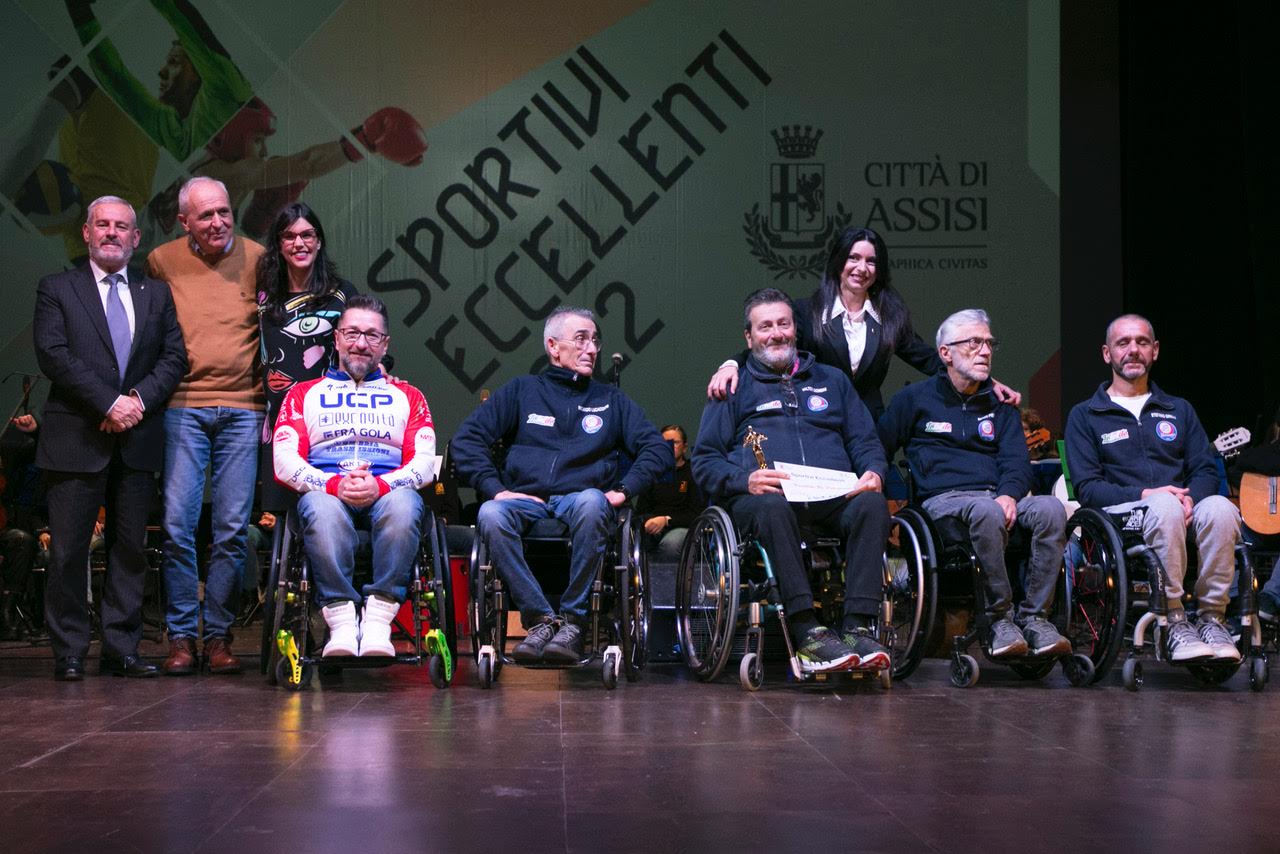 D6EE4316-E0EB-4EE4-AC1C-B5BDB3CD7530