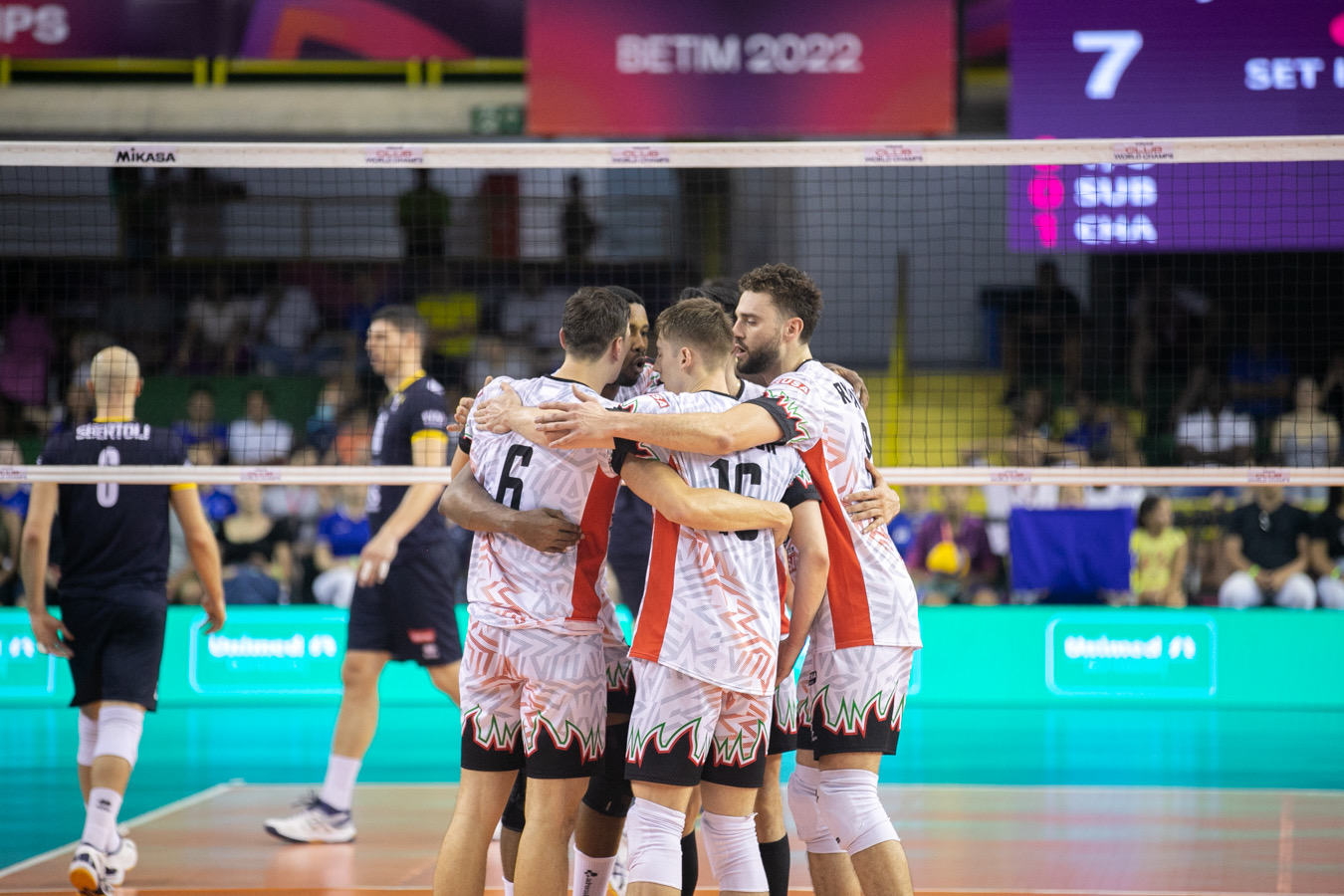 E6052C63-E8F5-4000-90B7-73DC56972A35