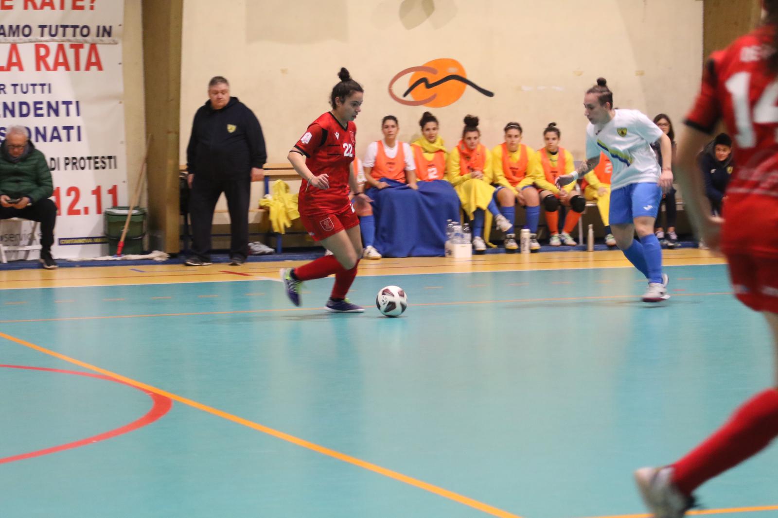 EE050FF8-3238-44DC-8EFD-6CD0F9BF1D9E