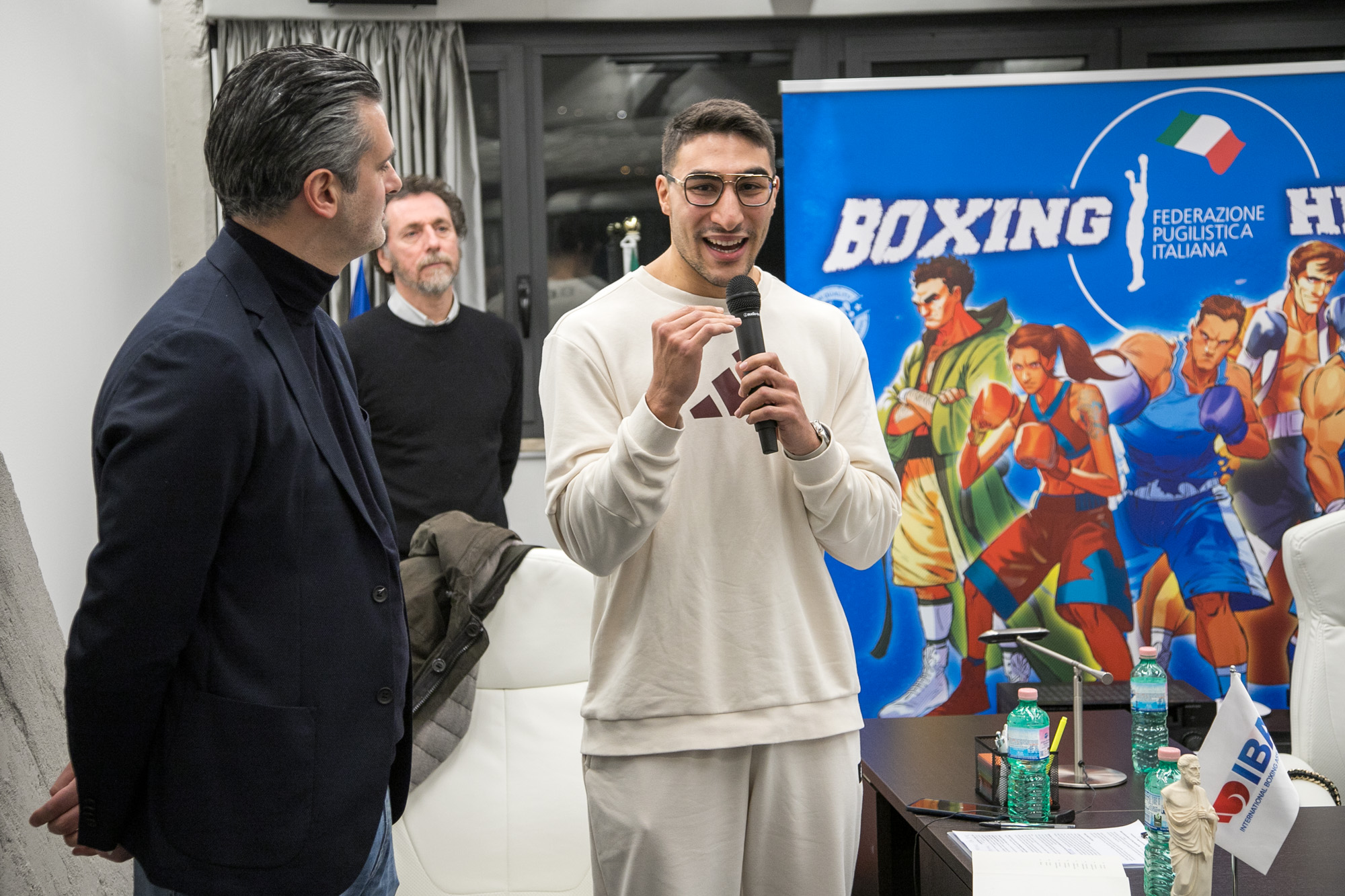 55C58EE0-6B12-4A9F-A892-79BFE826C0A5