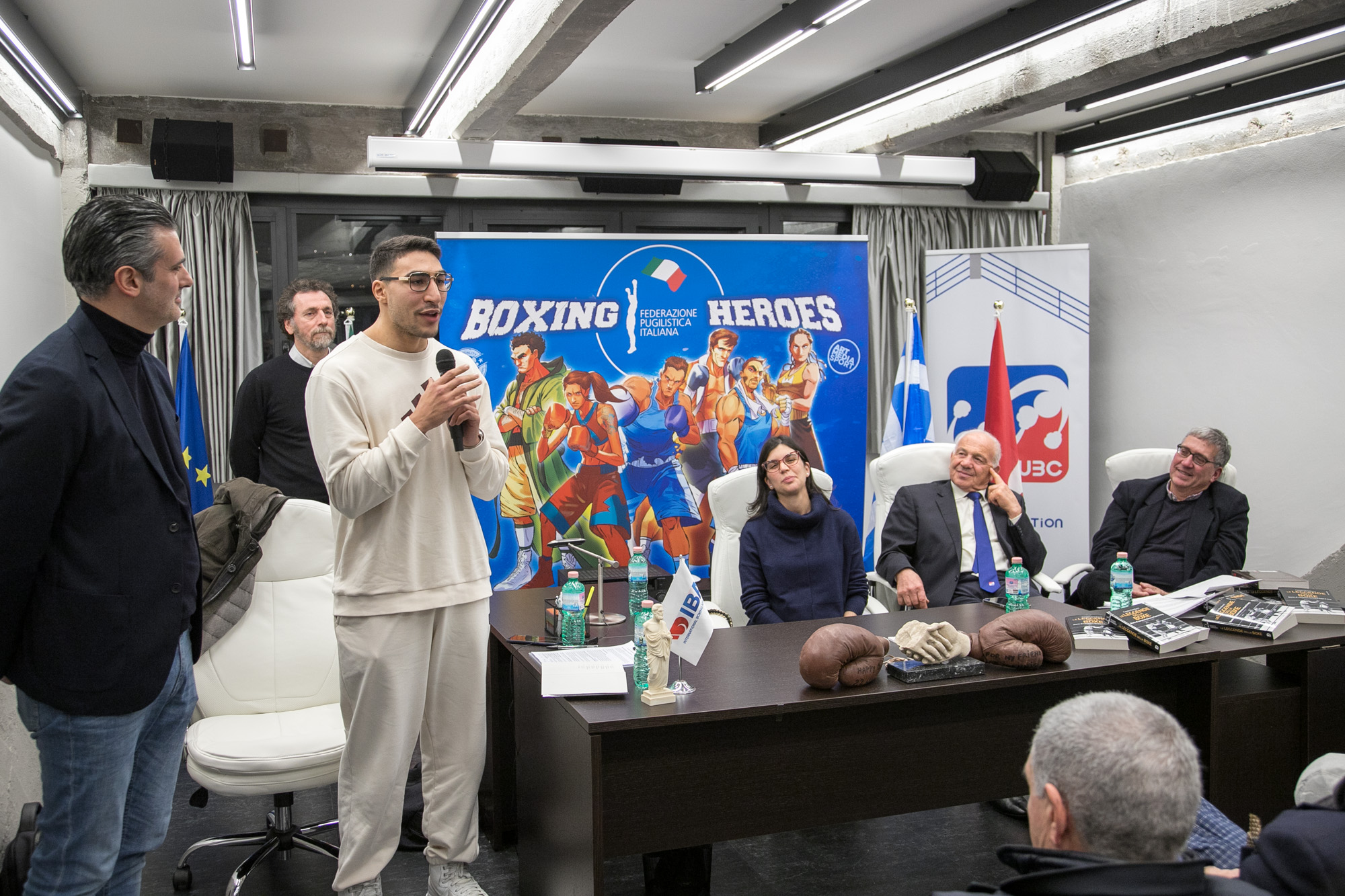 DAA3EC60-1531-4FBB-A6DC-9AC7B17E4995