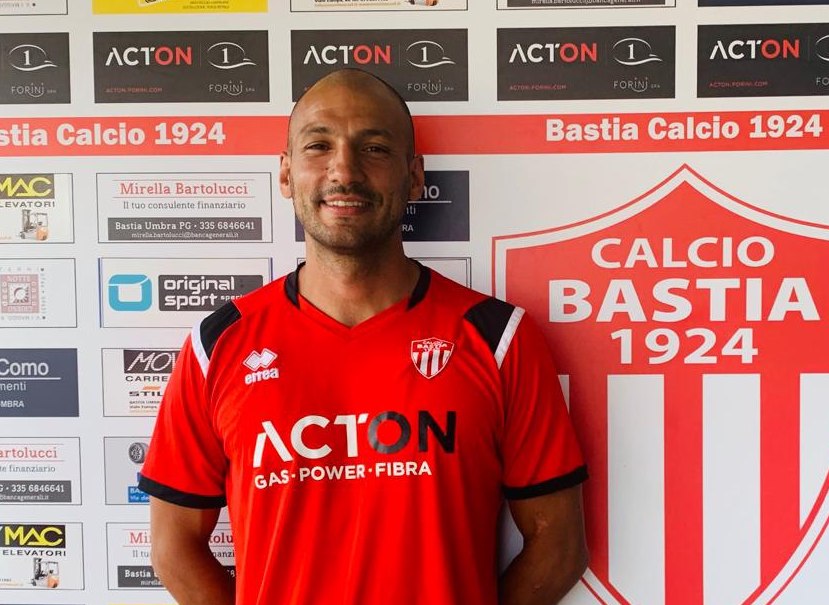 Il Bastia Calcio alza il muro preso il difensore argentino Christian