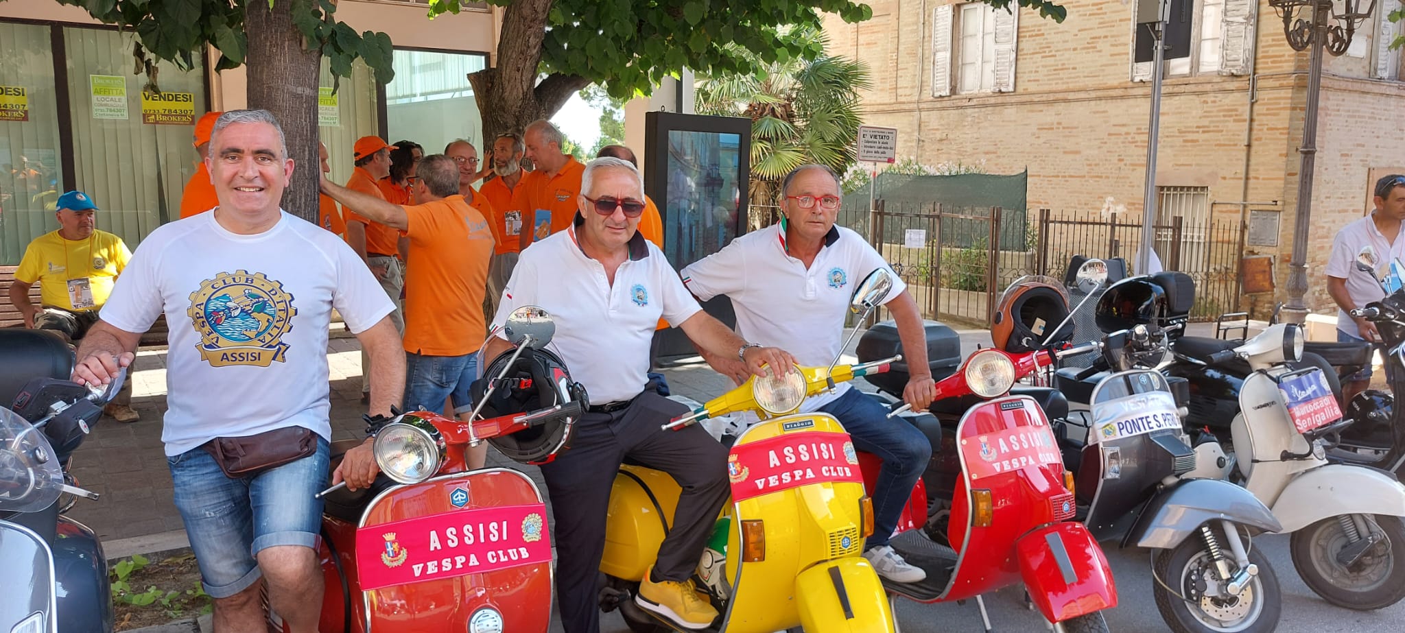 Vespa Club