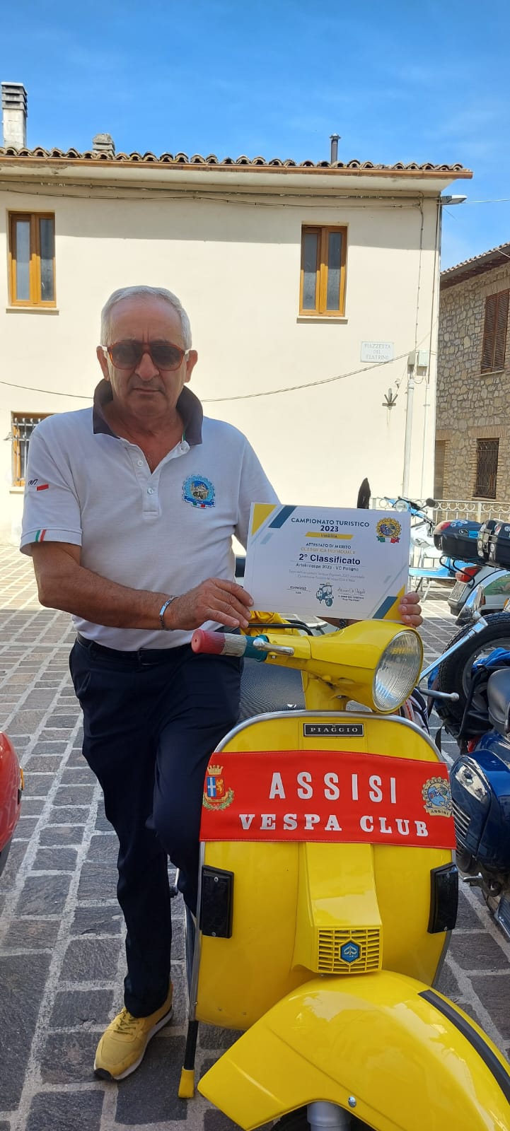 Vespa Club