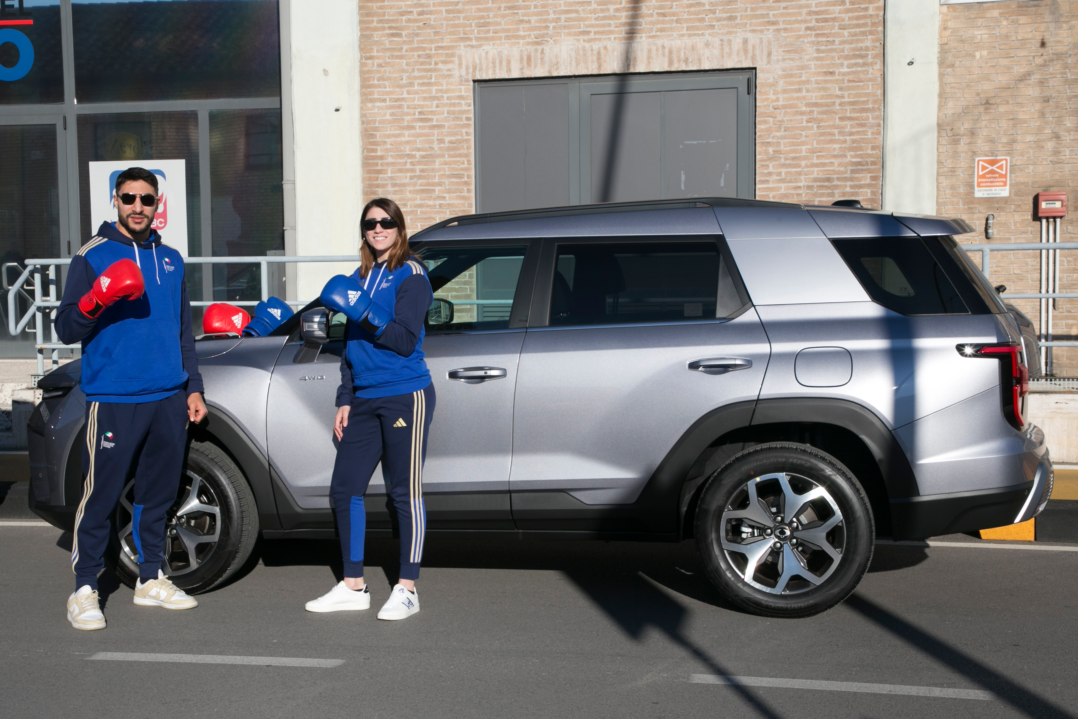 Pugili presentazione auto