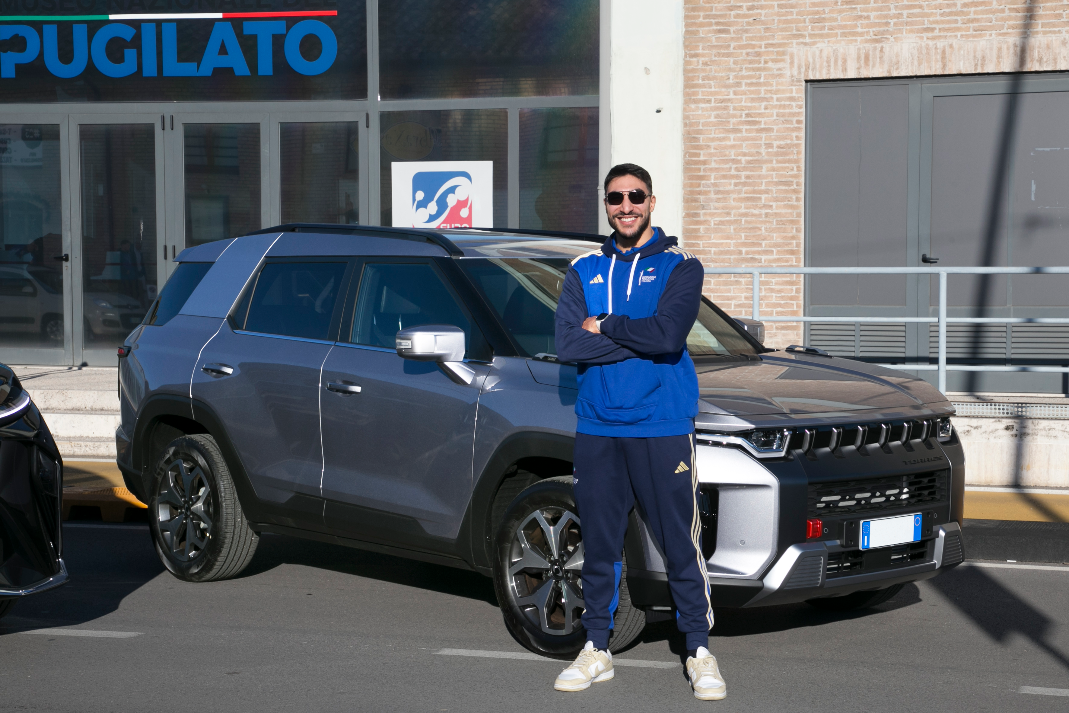 Pugili presentazione auto