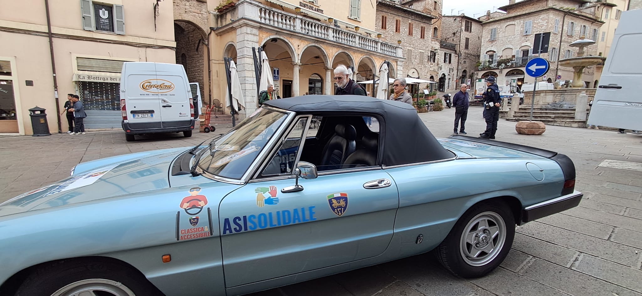 Esposizione auto G7