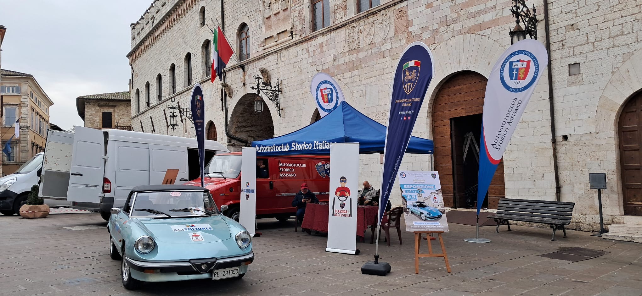 Esposizione auto G7