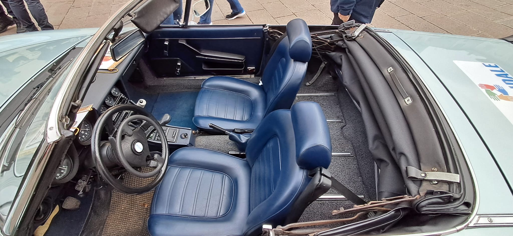 Esposizione auto G7