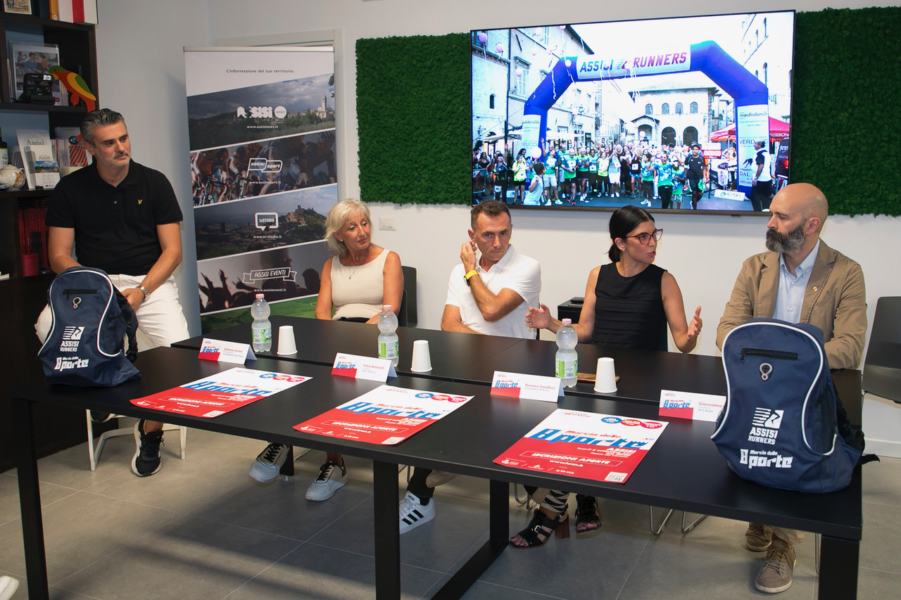 Marcia 8 Porte 2025 BN COM