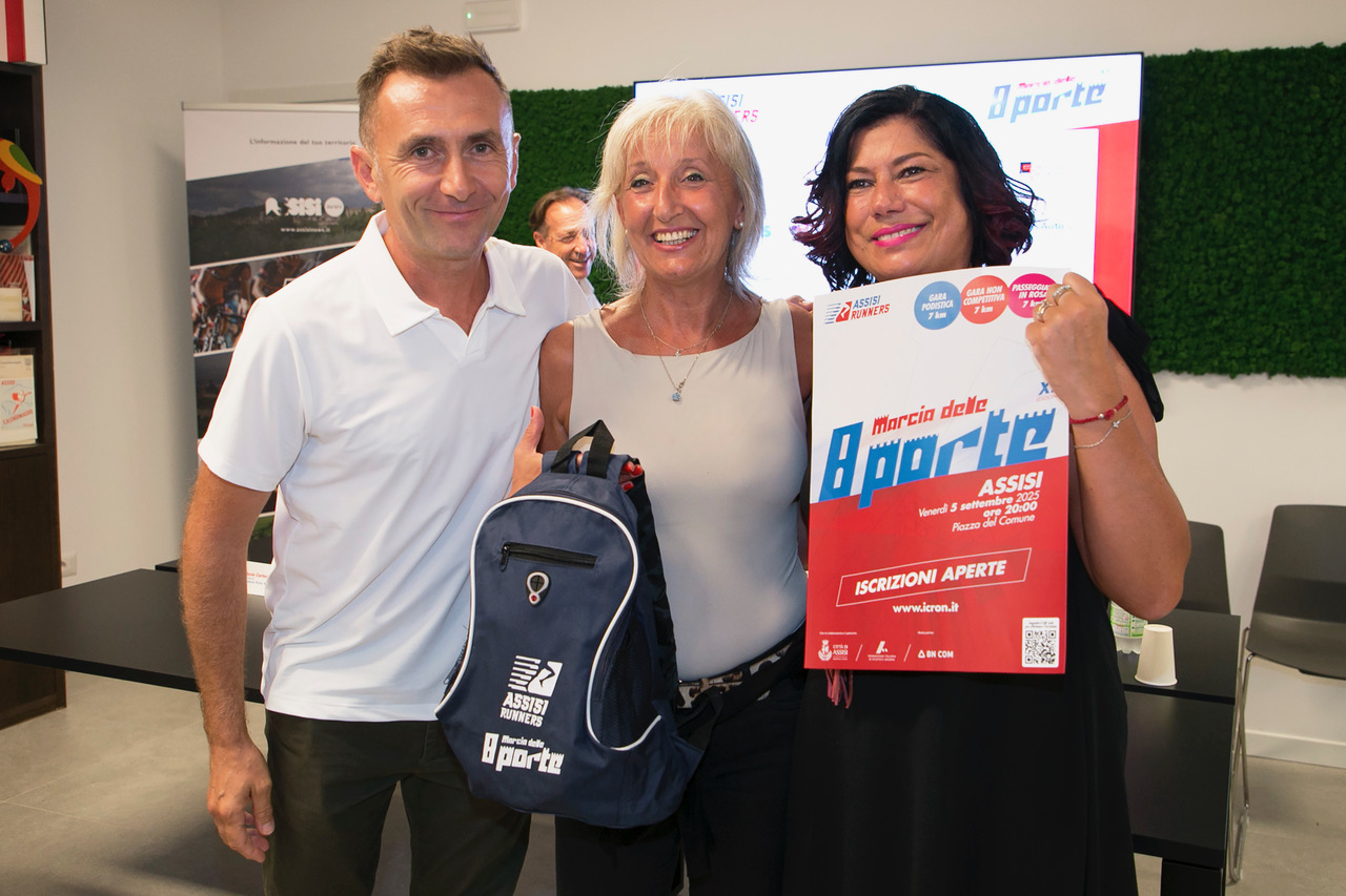 Marcia 8 Porte 2025 BN COM